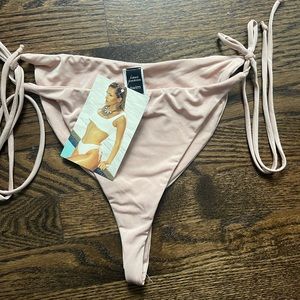 Naked wardrobe bikini bottoms